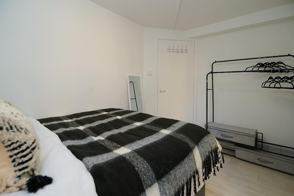 Fabulous 3 Bed Nw London Apartment With Private Garden מראה חיצוני תמונה