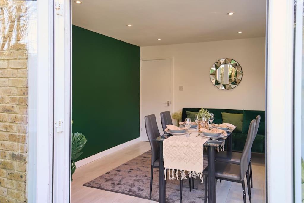 Fabulous 3 Bed Nw London Apartment With Private Garden מראה חיצוני תמונה