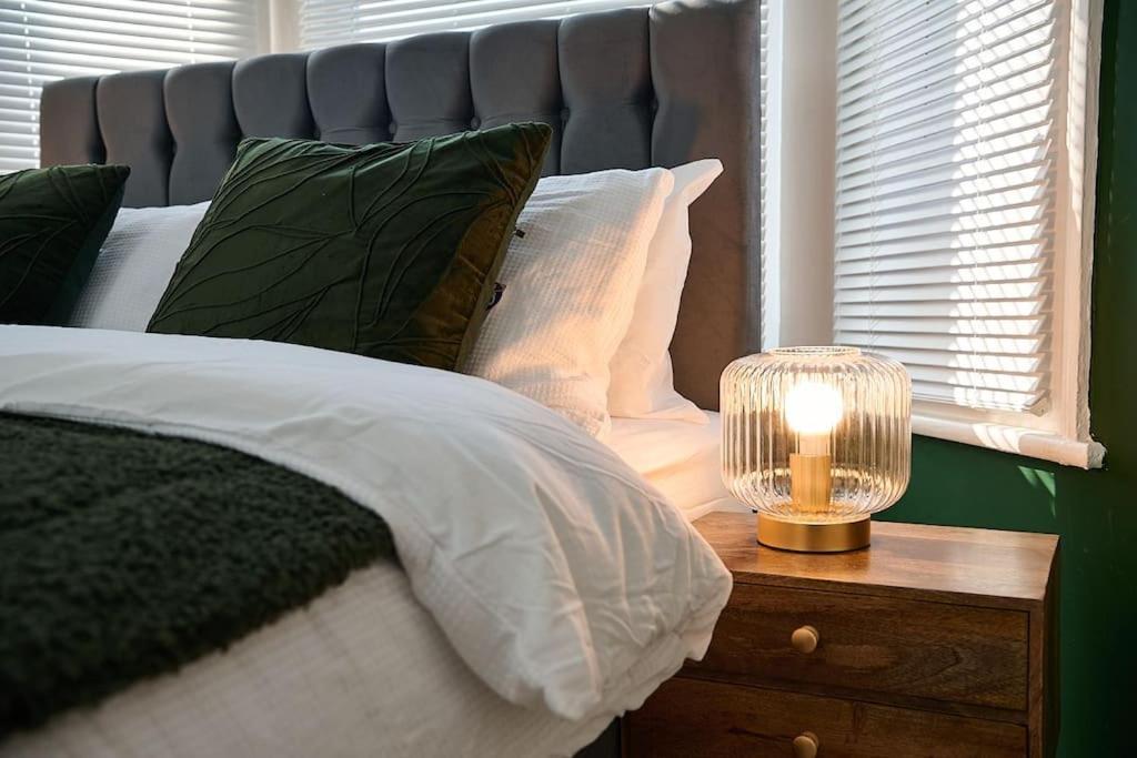 Fabulous 3 Bed Nw London Apartment With Private Garden מראה חיצוני תמונה