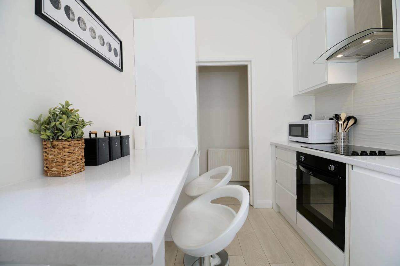 Fabulous 3 Bed Nw London Apartment With Private Garden מראה חיצוני תמונה
